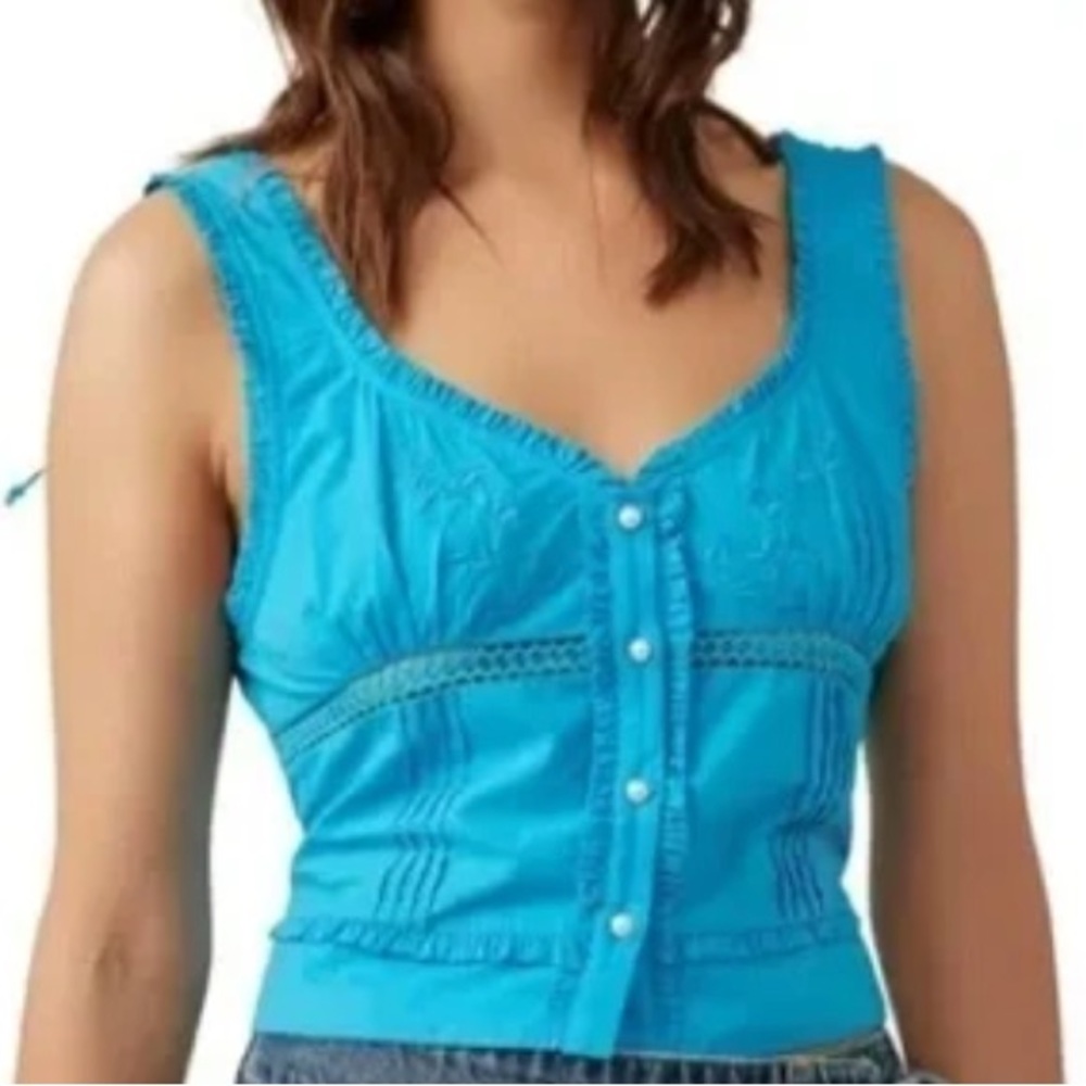 Blue Sleeveless Button-Up Top